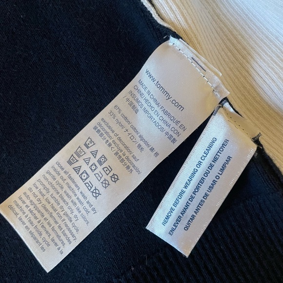 Tommy Hilfiger zip ling sleeve size small - Picture 2 of 3